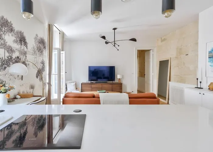 Apartament Guestready - Sunny Retreat With Tower Views *